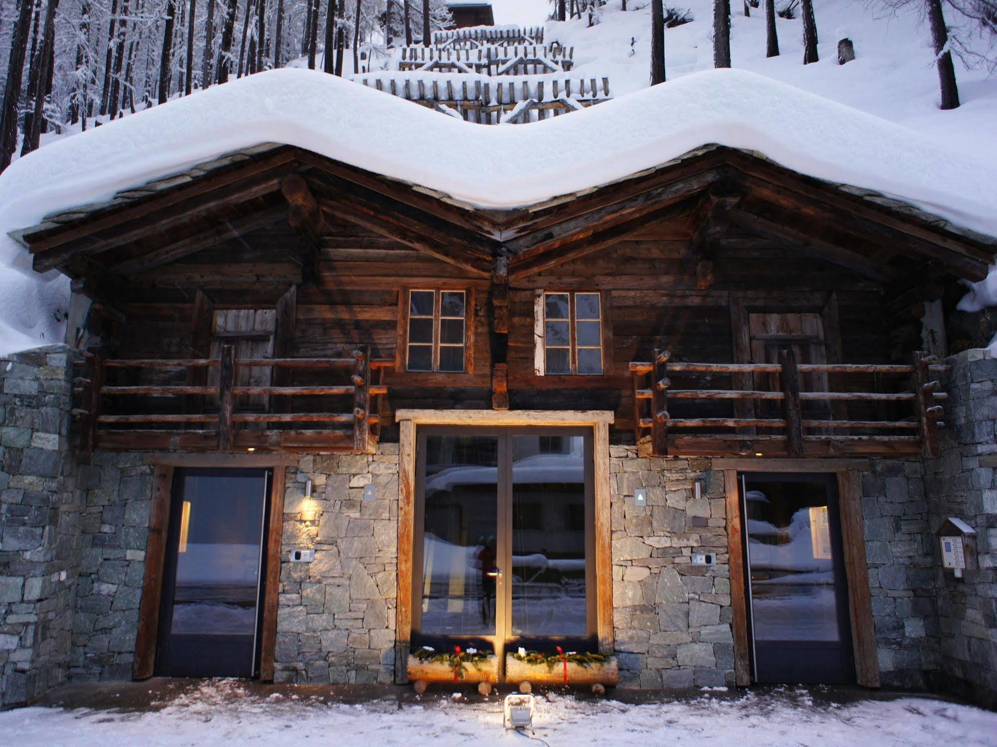 Chalet A La Casa Villa Zermatt Exterior photo