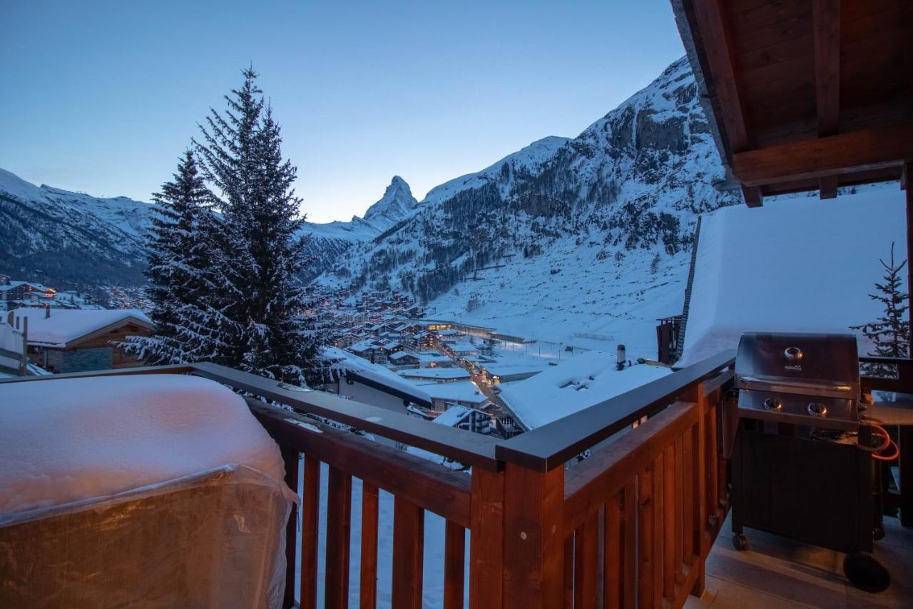 Chalet A La Casa Villa Zermatt Exterior photo